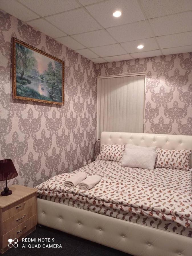 Desyatinnaya Hostel キエフ エクステリア 写真